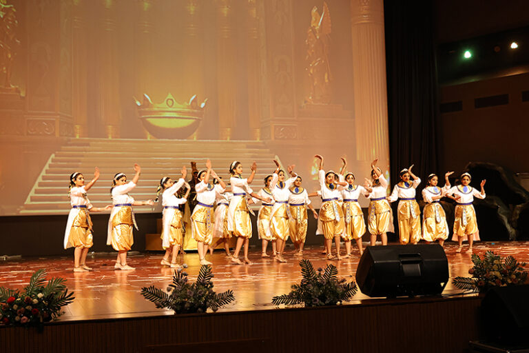 ANNUAL DAY GRADES VI-XII